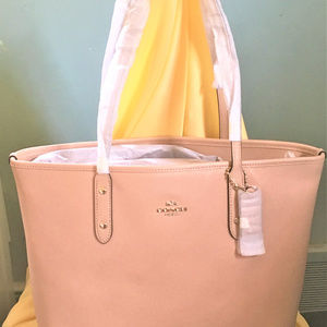NWT 100% Authentic Coach Large City Zip Tote Bag